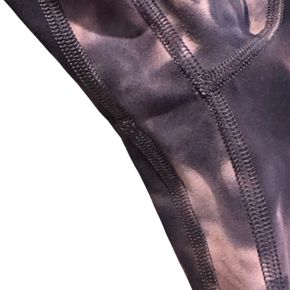 Lululemon Align High Rise Short 8" Diamond Dye Graphite Grey Pink Womens Size 4 - Picture 6 of 9